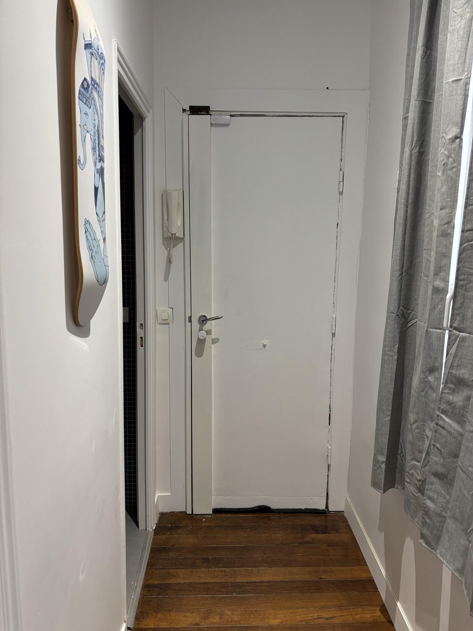 Serrure en applique remise en service — serrurier, intervention Paris